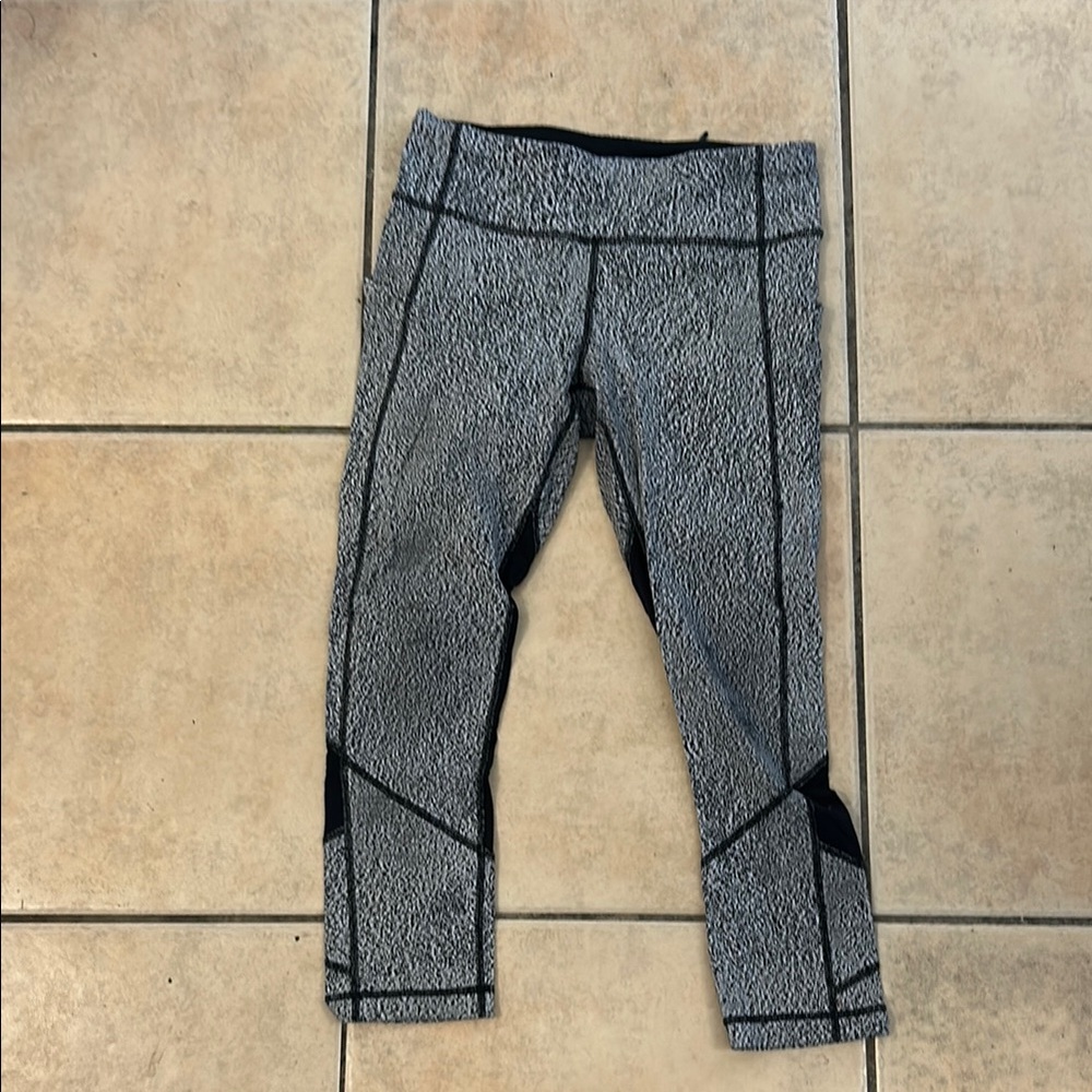 Lululemon Gray and Black Leggings